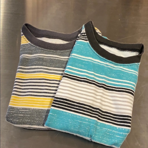 Set of two Boys 4T striped t-shirts - Picture 5 of 5